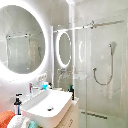 Apartament Diamentowy W Sopocie Lägenhet *